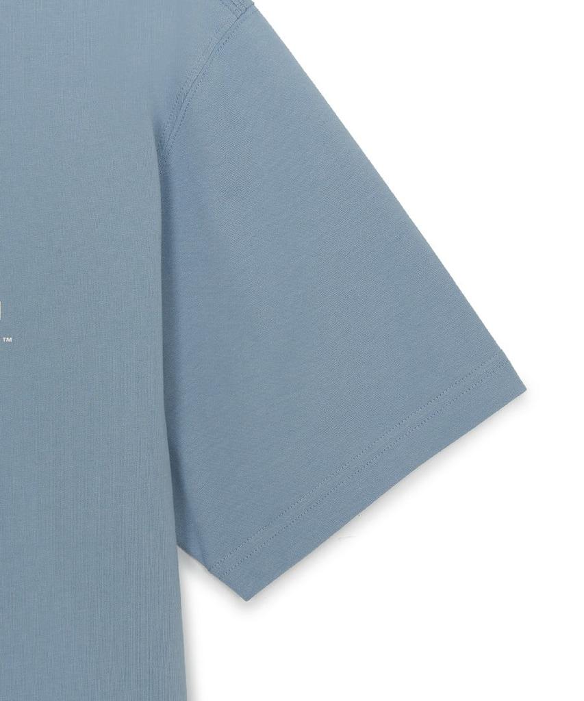Emelbi Basic Small Logo Semi-Oversized Short Sleeve T-Shirt La (L.Sky Blue)