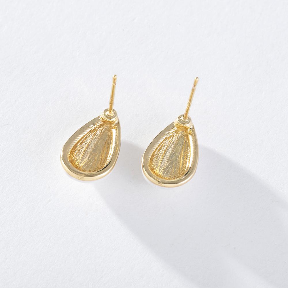 Pinkdudu Fashion 2 Color Melon Seed Stud Earrings Romantic Simple Creative Water Geometric Earring for Women PD1428