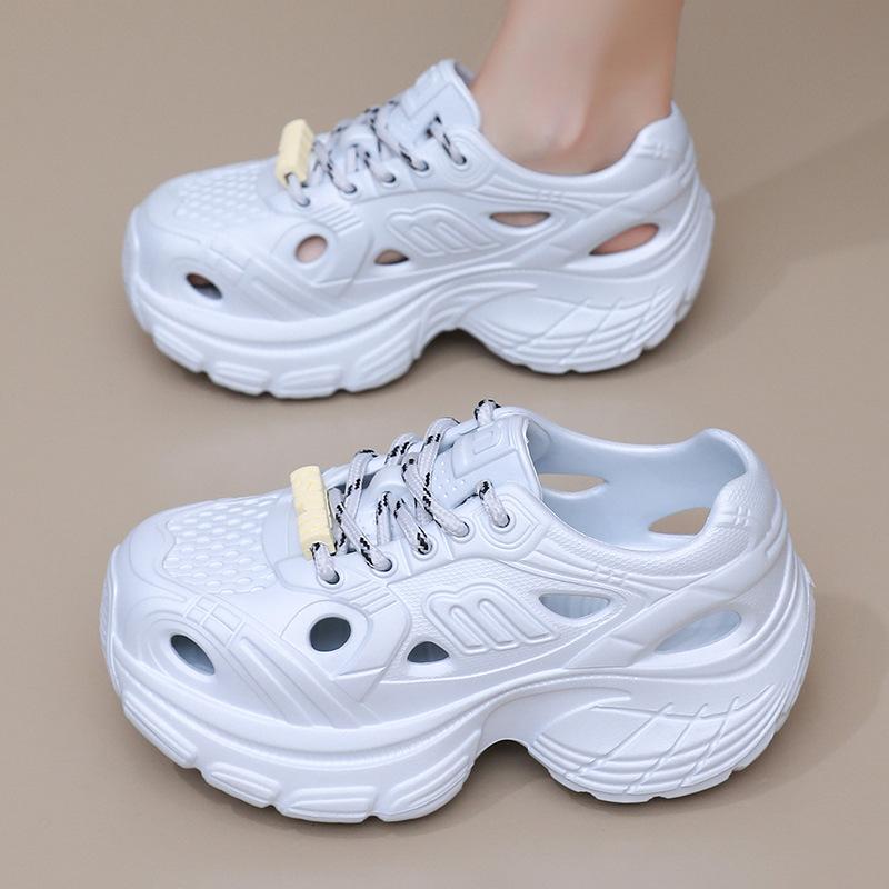 Super soft and lightweight beach hole shoes women's summer thick-soled hollow bag heel bag head seaside vacation outdoor wading shoes women