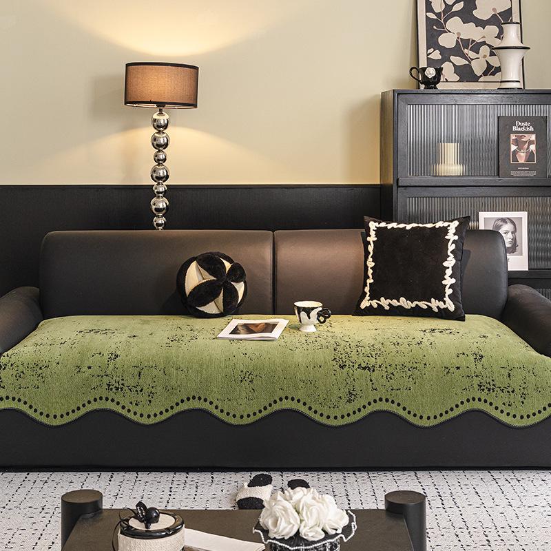 

Легкая Роскошь Гостиная Минималистичный Стиль Диванная Подушка Необычной Формы из Шенилла Новый Всесезонный Универсальный Чехол на Подушку Сиденья Дивана Производитель 70*70cm