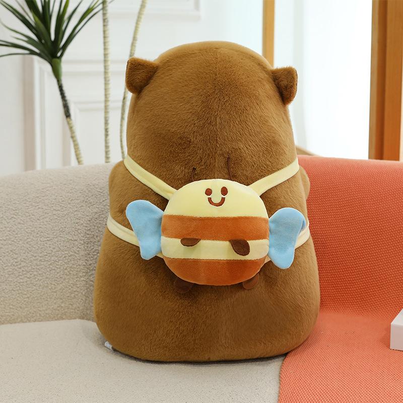 Boutique 8-inch Hat Kapibara Plush Toy Backpack Toast Milk Tea Capybara Doll Grab Machine Doll
