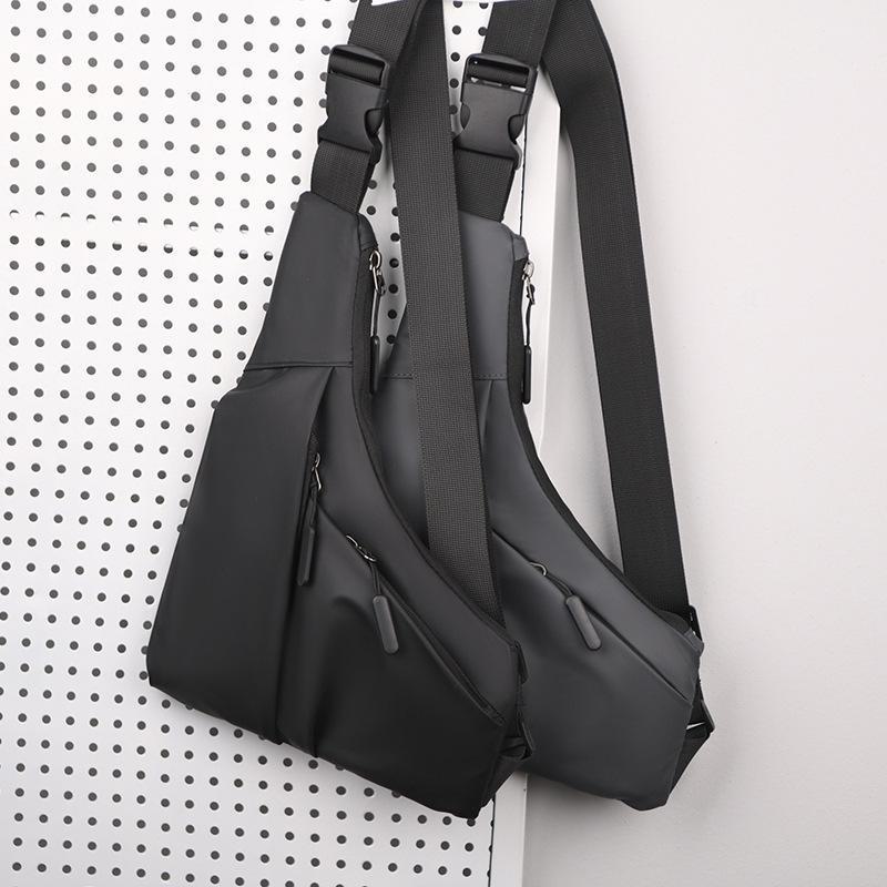 Geantă Crossbody Triunghiulară Anti-Furt din Piele pentru Bărbați