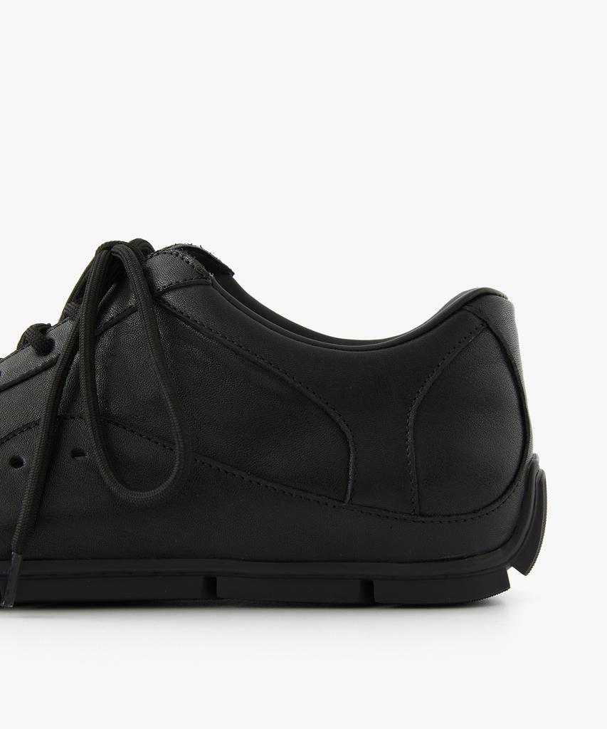 Romantic Move Bowler Sneakers R25M200 (Washed Black)
