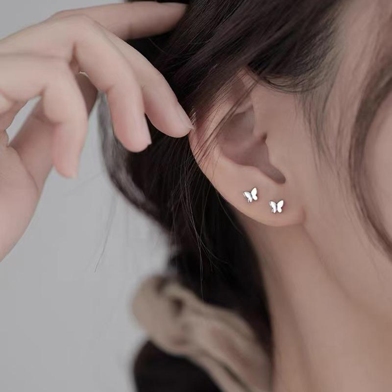 Raising Ear Holes, Small Stud Earrings for Women, Simple, Sweet, Small and Fresh Earrings, Niche Design, Versatile Earrings