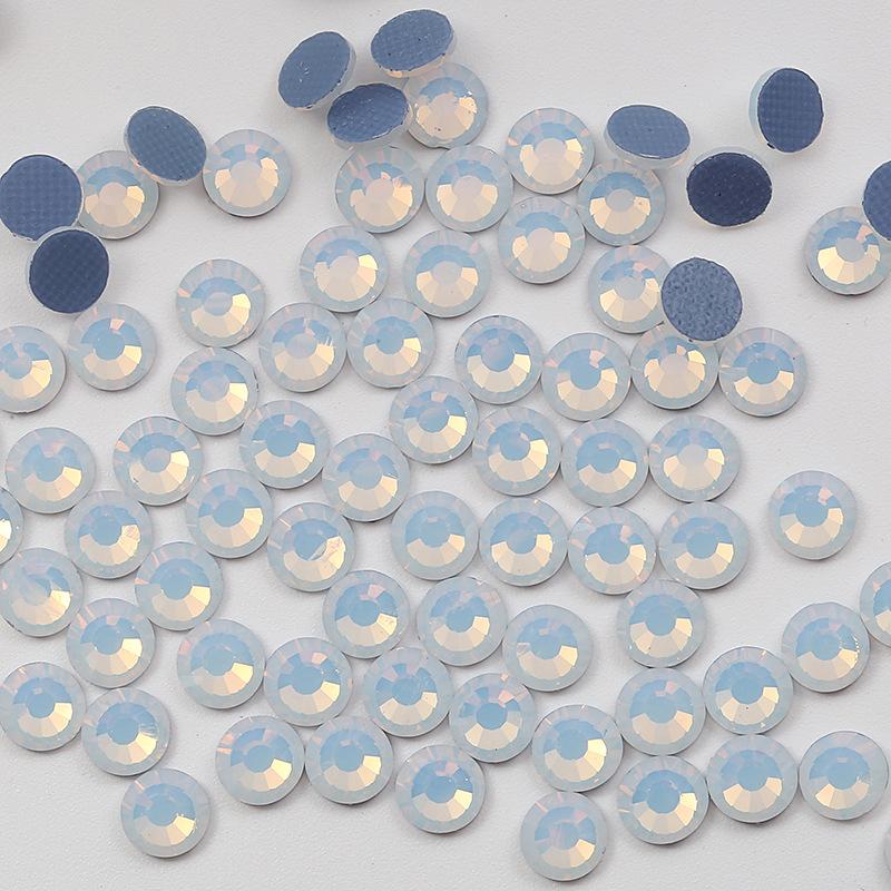 Color Summary Clothes Imitation Austrian Hot Diamond Clothes Diamond Dance Clothing Diamond Xiuhe Clothing Diamond Flat Bottom Diamond Accessories