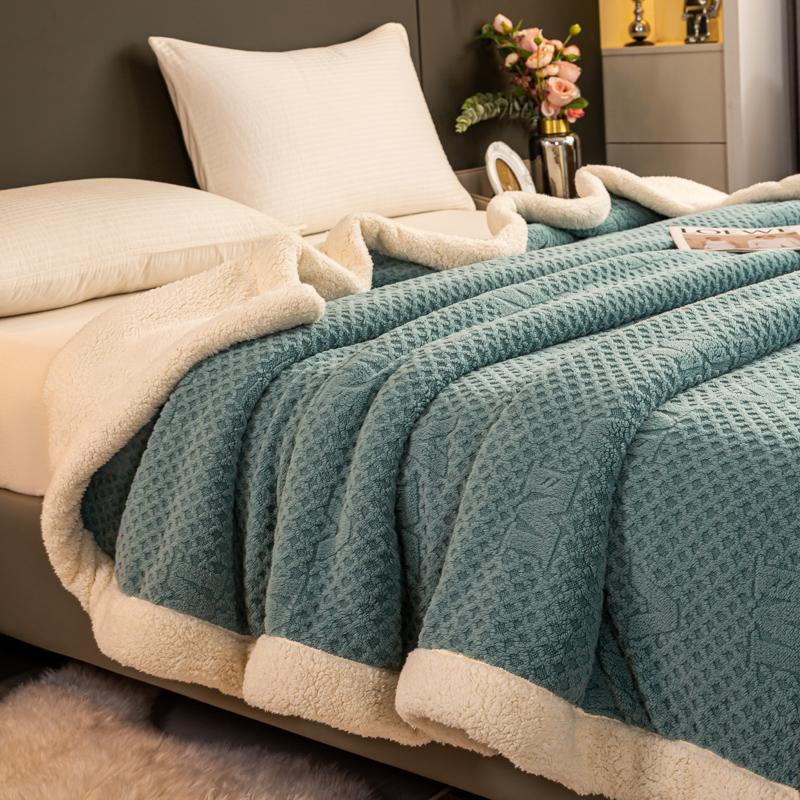 Vintage Jacquard Carved Velvet Throw Blanket Double Layer AB Version Thick Warm Plush Bed Blanket Queen Size Autumn Winter Duvet