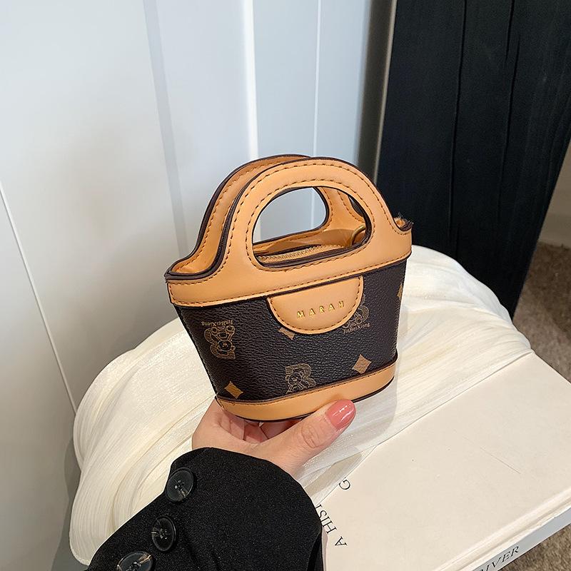 Children's small bag, girls' portable vegetable basket, exquisite mini high-end girl accessories bag