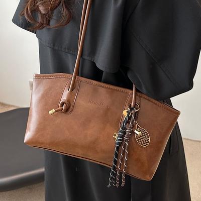 Large-capacity Bag Women's Autumn and Winter New Fashion Commuter Shoulder Bag Casual Niche Design Personalized Tote Bag
