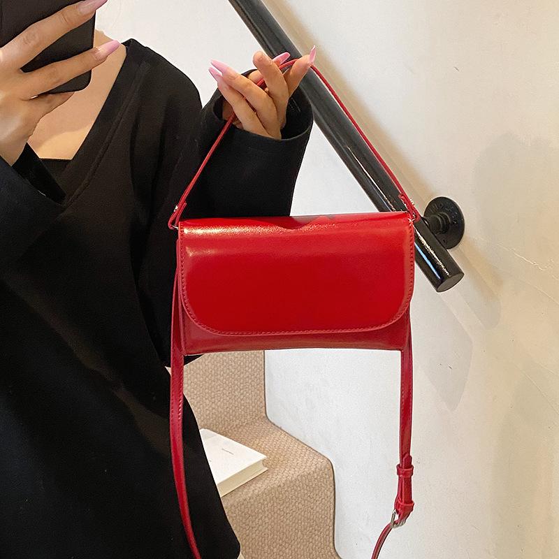 Torebka damska w jednolitym kolorze, nowa moda, casualowa, wszechstronna, do dojazdów do pracy, na ramię, listonoszka