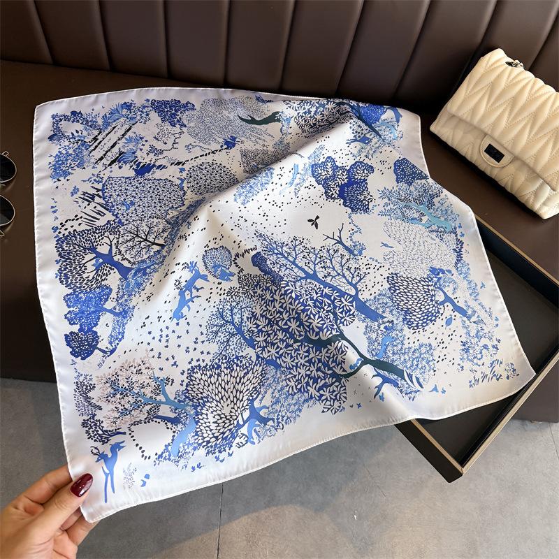 New Modern Polka Dot Printed Silk Scarf Square Scarf High-end Shawl Sunscreen Neck Small Square Scarf Headscarf Women's Scarf