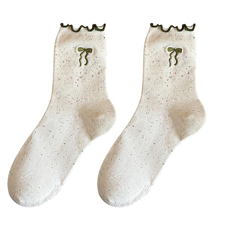 Female Spring and Autumn Cotton Point Yarn Wood Ear Lace Absorbs Perspirant Deodorant Tube Socks