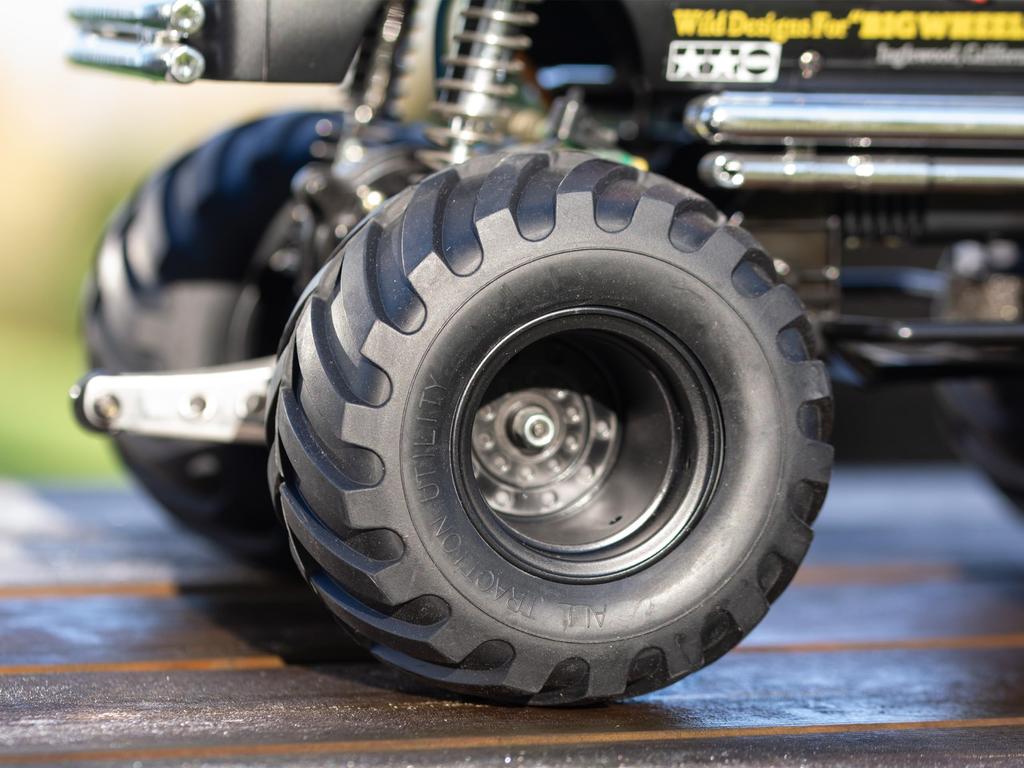 TAMIYA Electric RC Car Series Lunch Box Black Edition 58546 1/10 No.546 1/12