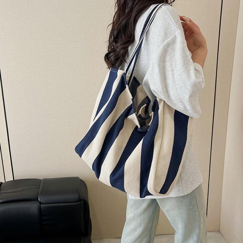 Niche Contrasting Striped Bucket Bag, New Trendy Shoulder Messenger Bag, Fashionable Large-capacity Tote Bag