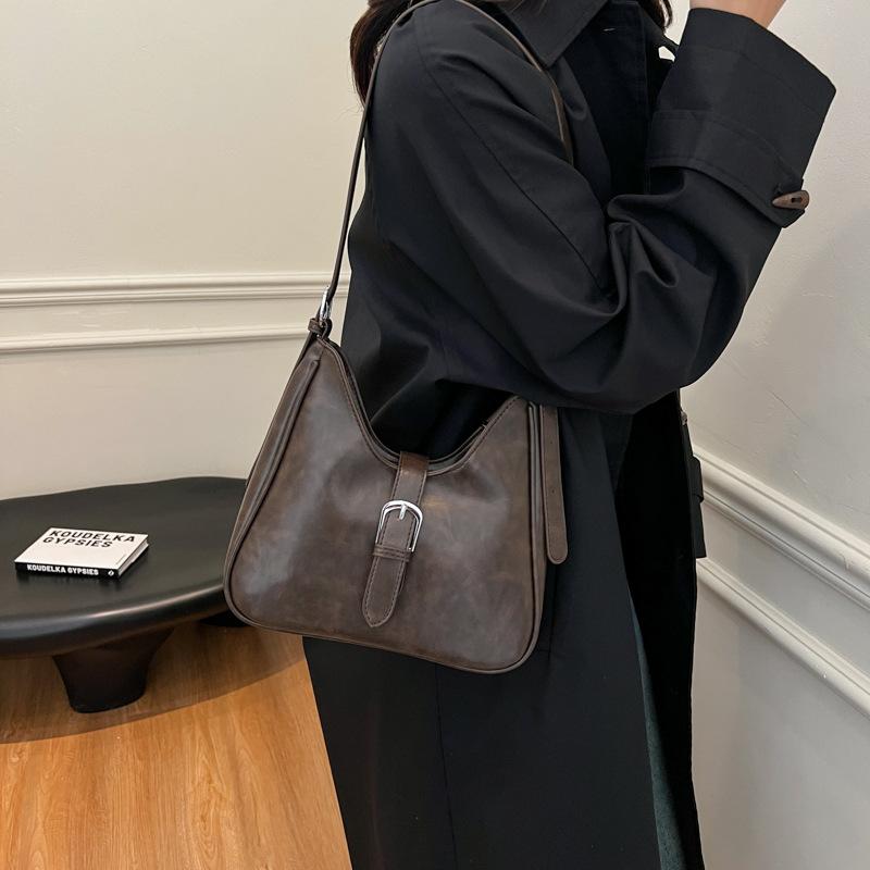 2025 new women's bag personalized large capacity underarm bucket bag feeling women's retro shoulder messenger bag