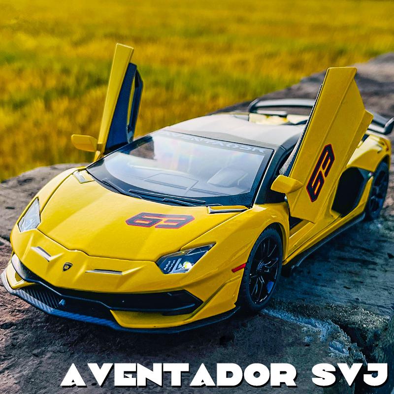 1/24 Lamborghini Aventador SVJ 63 Slitina Závodní Auto Model Odlitky Kovová Hračka Vozidla Model Auta Zvuková a Světelná Simulace Dětská Hračka Dárek