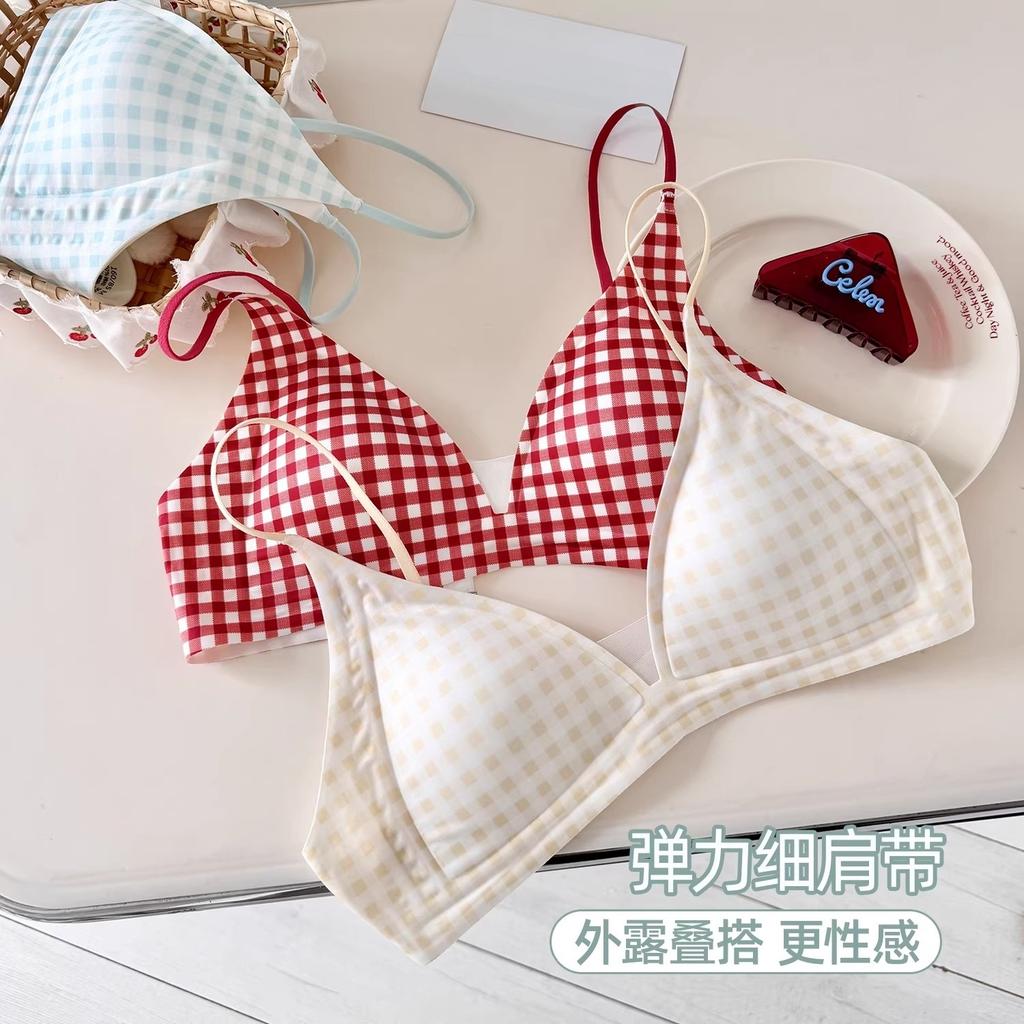 French underwear women's deep v-neck sweet thin shoulder strap thin thin thin jelly soft support without steel ring triangle cup bra