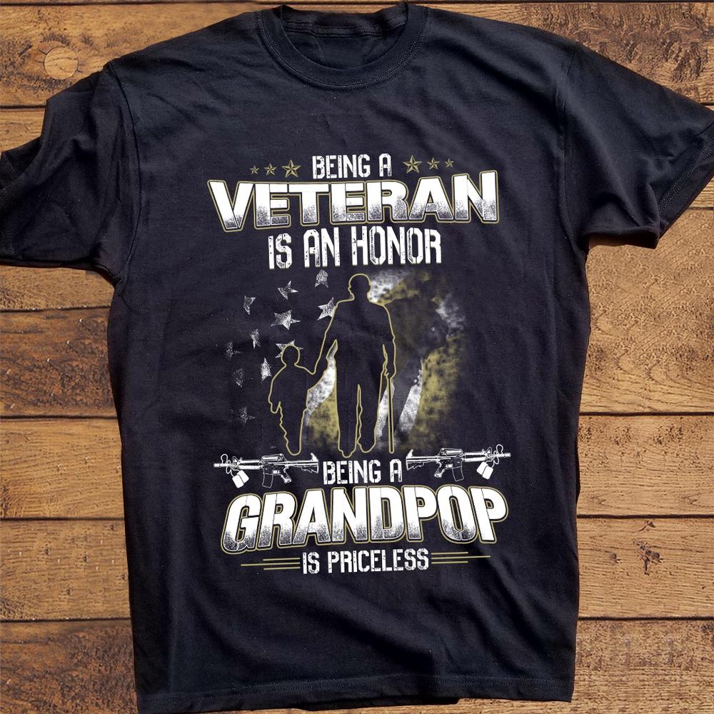 

Персонализированные футболки унисекс «Ветеран, будучи дедушкой» — это цена имени дедушки 1 XXXXL