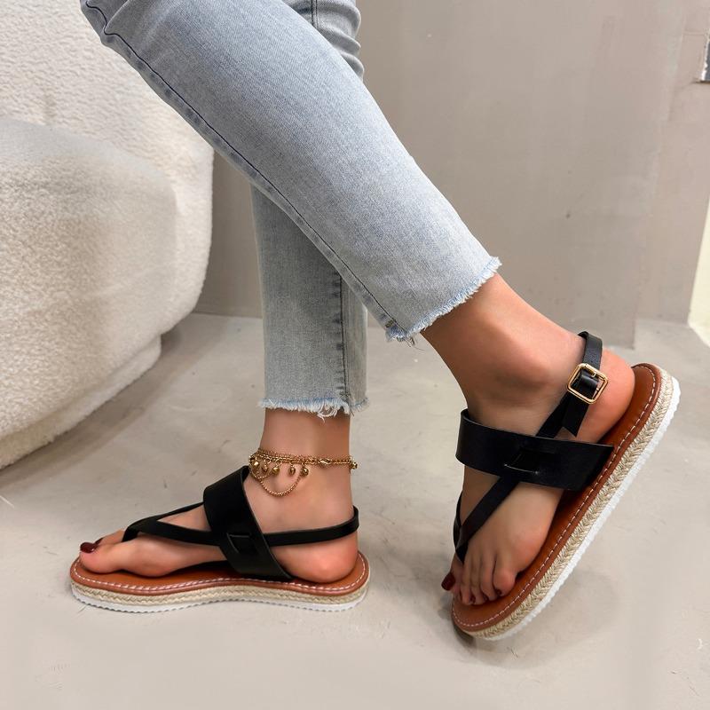 Fashion 2025 New Brand Buckle Strap Women's Sandals Fashion Pinch Toe Beach Sandals Women Summer Plus Size Best Seller Flat Sandals