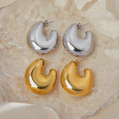 European & American Fashion 18K Gold-Plated Titanium Steel Geometric C-Shaped Earrings - Simple, Hollow, and Three-Dimensional Design