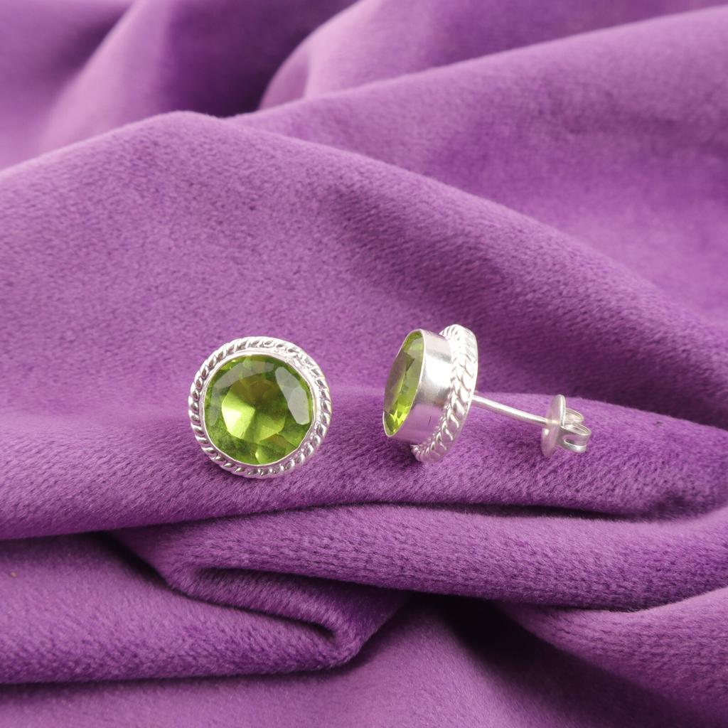 Round Peridot Gemstone 925 Sterling Silver Push Back Wedding Gift Stud Earrings EE-147-18