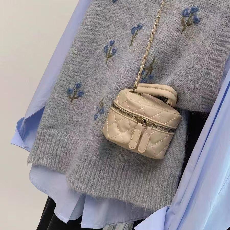 Women's Gray Cardigan Knitted Vest Sleeveless Top Korean Style Sweater for Spring Autumn and Winter