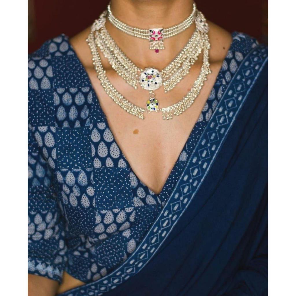 Stylish Casual Wear & Office Wear Saree for Women, Blouse (Need To Be Stitched As Per Size And Fit)