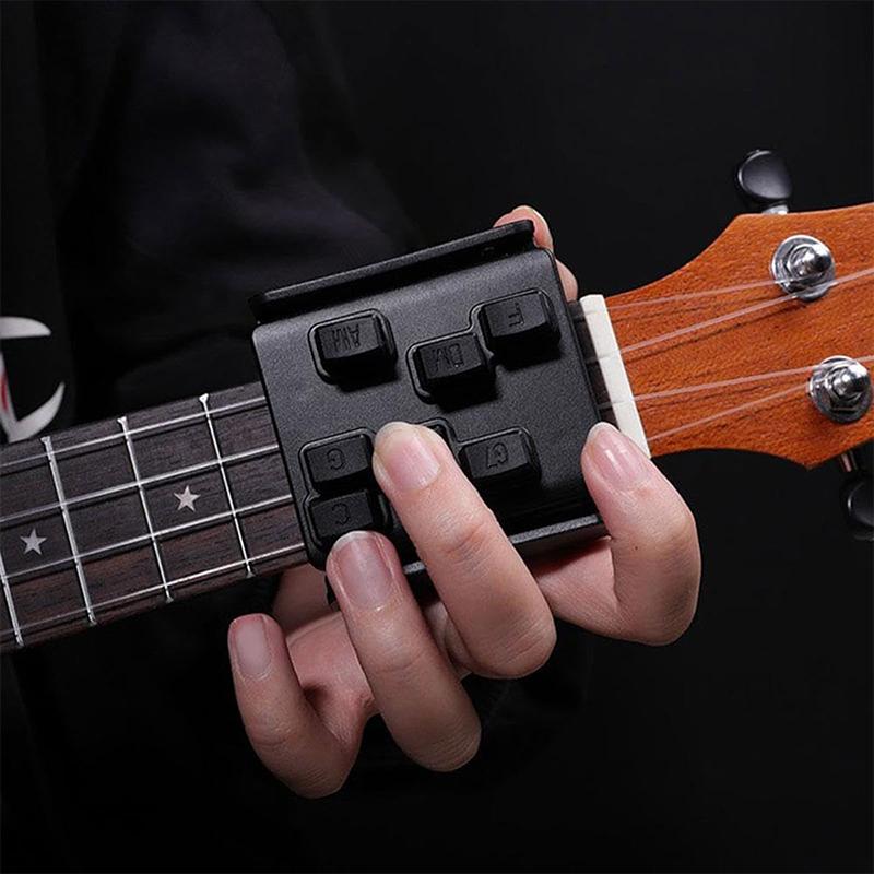 Ukulele Akkorddrücker Trainer für Anfänger Ukulele Hilfe Easy Press Kit Akkordunterstütztes Lernwerkzeug Ukulele Aufsatz Eliminieren