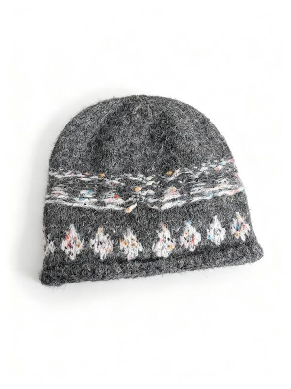 Japanese Fair Isle Women's Knitted Wool Hat - Warm, Versatile, Ear-Protecting Winter Beanie.
