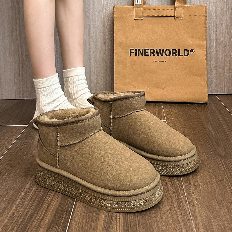 Thick-soled snow boots for women, winter waterproof short snow boots, piled and thickened outer cotton shoes for women