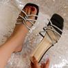 2025 Neue Damen High Heels Eckige Zehenpartie PU Mittelhohe Absätze Damen Slip-in Sandalen mit offener Zehenpartie Outdoor Pumps mit Strass-Sandalen