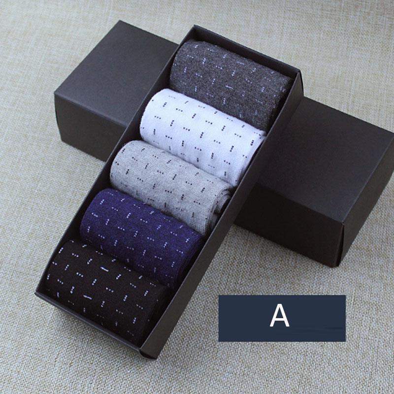 

Набор мужских носков из хлопка. 5 пар разного цвета в коробке A