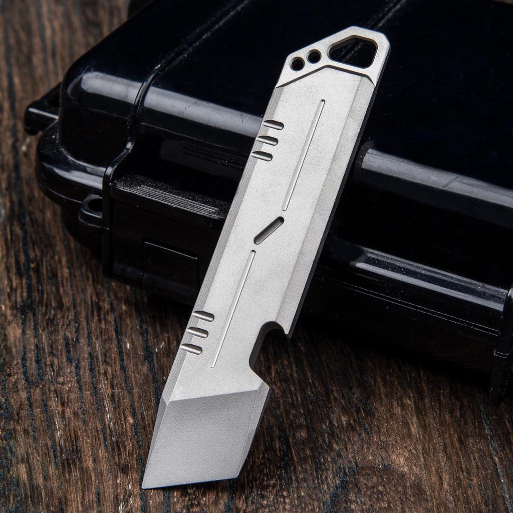 Multi-functional Titanium Alloy EDC Tool: Portable Pry Bar & Screwdriver for Outdoor Emergencies