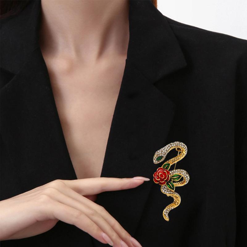 Zodiac Snake Brooch Women Autumn Winter Animal Alloy Brooch Pin Personalized Versatile Clothes Bag Scarf Accessories Brooches