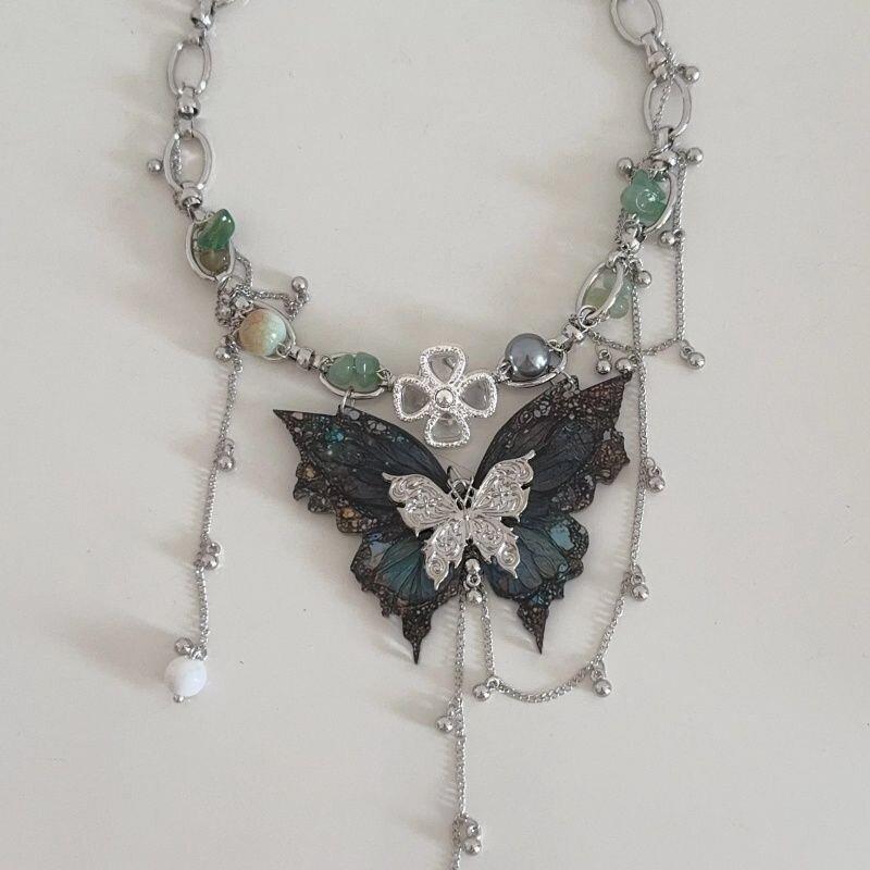 New Trendy and Cool Spice Girl Double-layer Butterfly Necklace Women's Cold Feeling Niche Collarbone Chain Exquisite Choker Neck Chain
