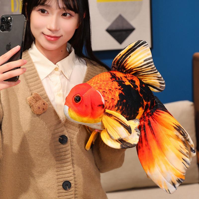 50cm Gerçekçi Japon Balığı Peluş Dolgulu Büyük Uzun Kuyruklu Sevimli Taklit Deniz Hayvanı Tombul Yumuşak Yastık Hayvanat Bahçesi Park Hatırası