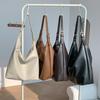 Korean casual soft pu leather commuter Tote bag large capacity niche designer fashi shoulder underarm bag female purse handbag