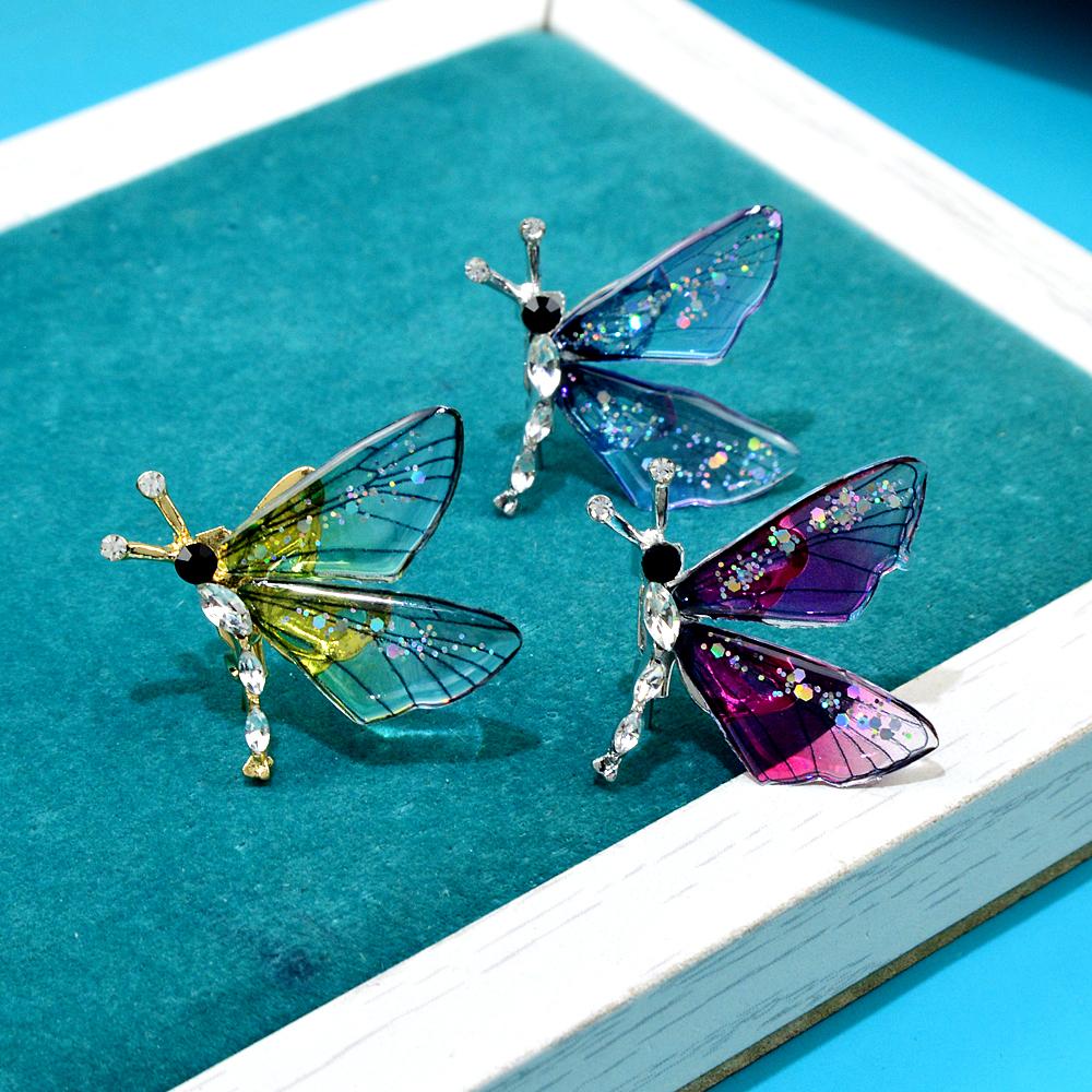 Transparent Color Butterfly Brooches for Women Rhinestone Insect Pin 3 Color Available Allpy Material Winter Jewelry