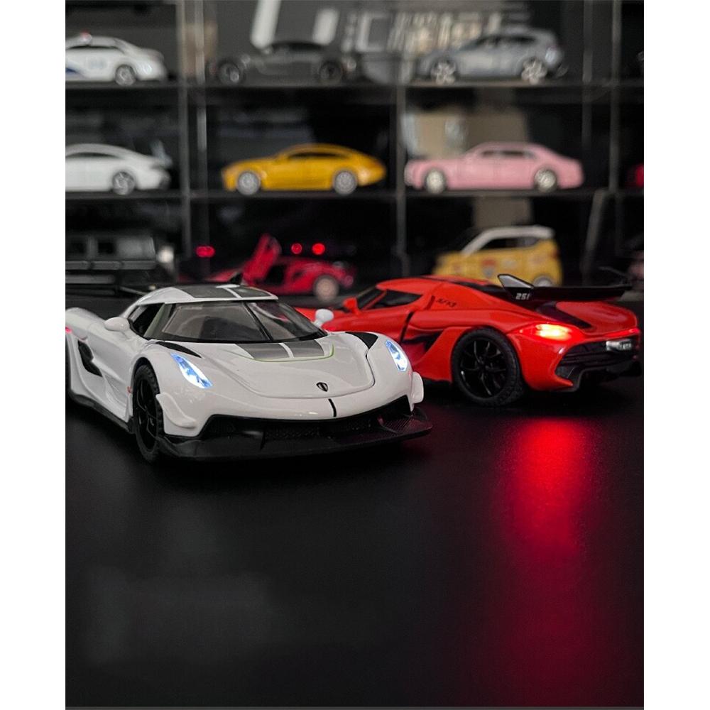1/32 Scale Koenigsegg Jesko Zinc Alloy Model Car, with Light & Sound & Pull-Back Diecast Toys Gifts Collections Decorations For Boys