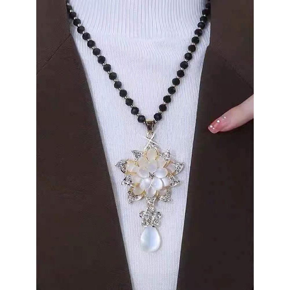 Sweater Chain Long Autumn and Winter Necklace Women's Simple High-end Clothes Accessories Retro Crystal Geometric Modeling Retro Style