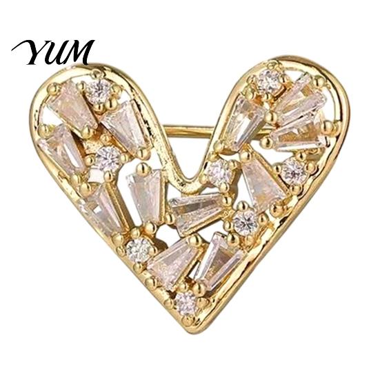Heart Shape Brooch Mini Love Pin, Silver Golden Plated Clothing Decoration Pins Lapel Hats Bags Scarves Clothes Decorative Accessory Women Collar
