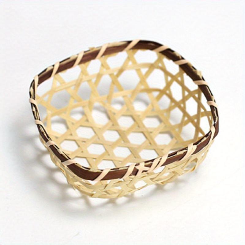 1Pc Mini Handmade Bamboo Fruit Basket for Outdoor Patio Garden Picnic Home Kitchen Dining Room Living Room Halloween Gift Christmas Gift