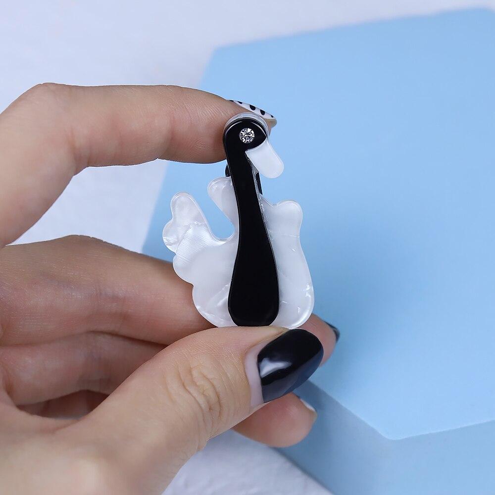 Blucome Handmade Vivid Black Swan Shape Brooch Acrylic Animal Brooches Small Size For Kids Women Pins Corsage Clips Pins Jewelry