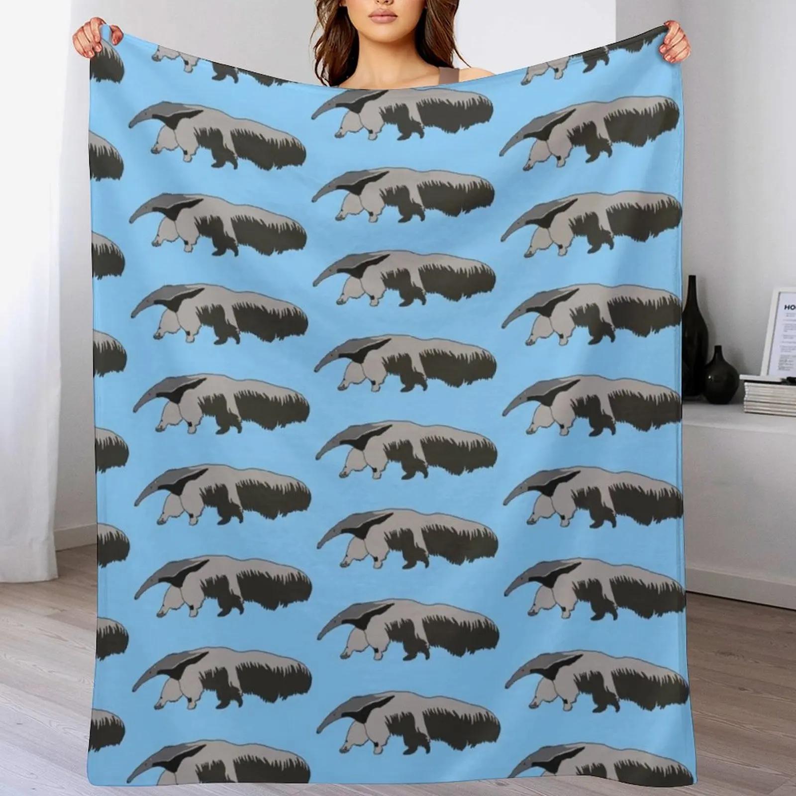 

A GIANT ANTEATER Small Throw Blanket Cozy Napping Blanket Gift for Mom Dad 102x76cm(40x30in)