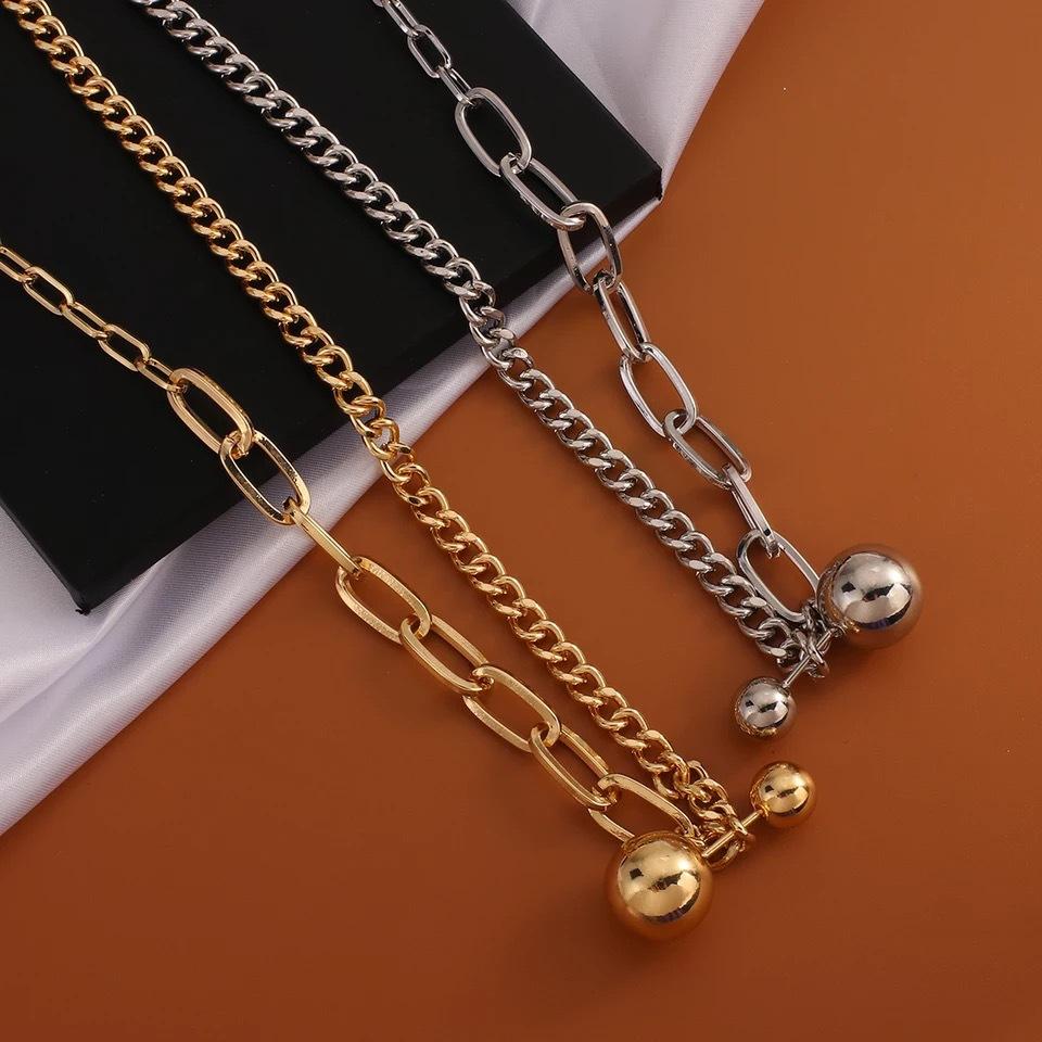 New Niche Design Stainless Steel Hip Hop Tide Brand Sweater Chain Ladies Collarbone Chain Titanium Steel Jewelry Necklace