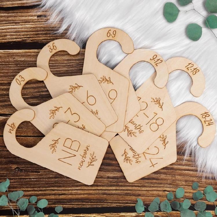 Wood Baby Closet Organizers Practical Baby Clothes Hanger Children's Wardrobe Size Divider with Engraved Number