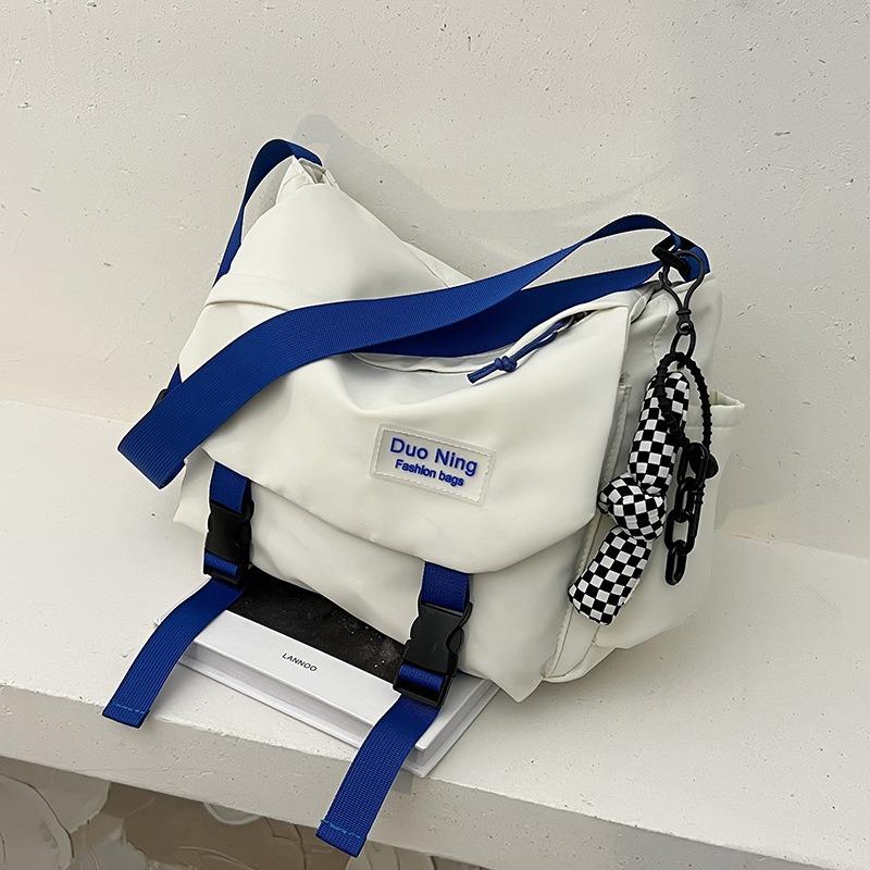 Tide Brand Tooling Wind Messenger Bag Women's New Casual Large-capacity Student Shoulder Bag