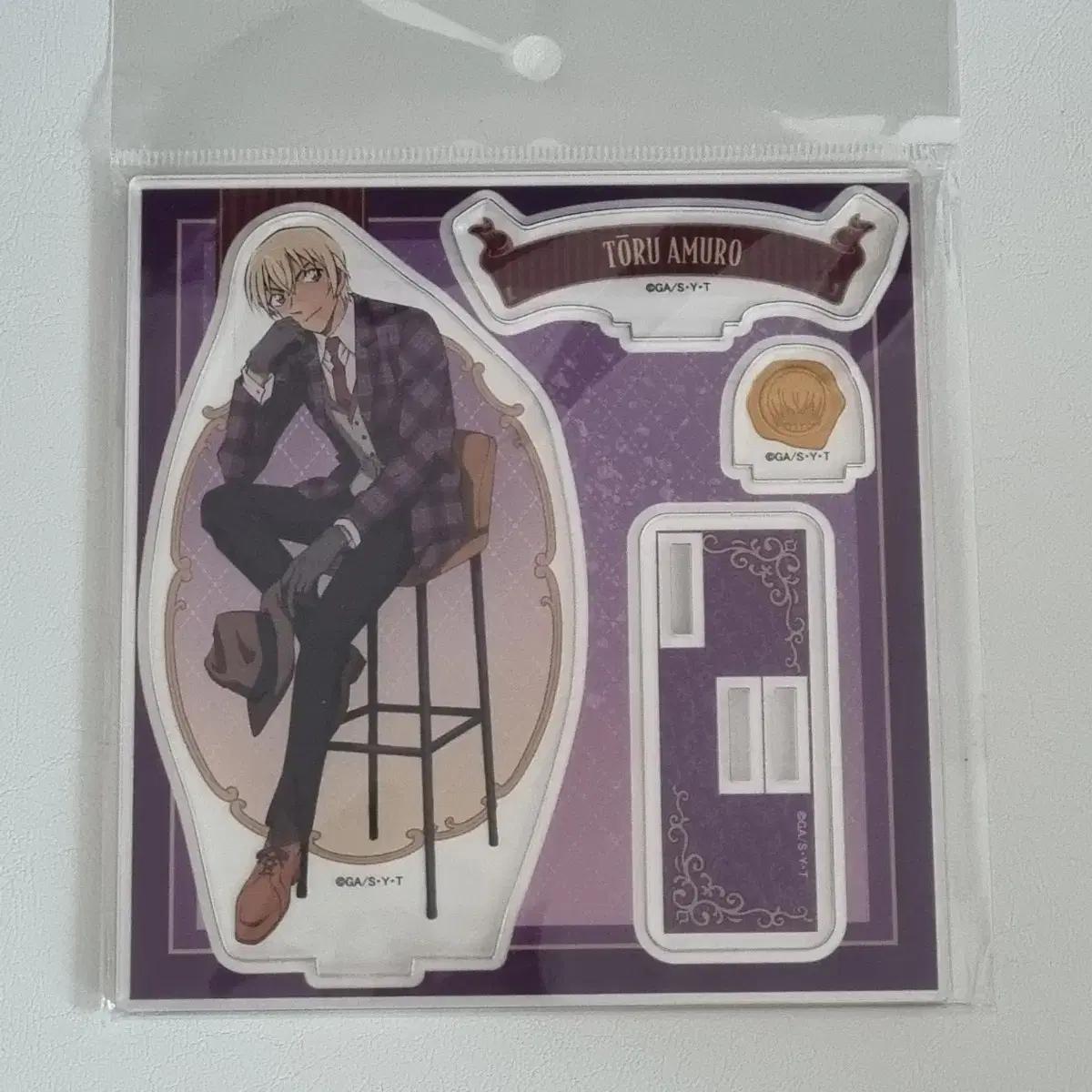 

Detective Conan Amuro Toru English Style Acrylic Stand