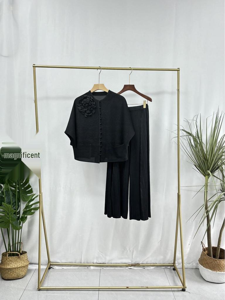 Women's Retro Frog Button Long Sleeve Top & Pantsuit - Miyake Two-Piece Set for Autumn