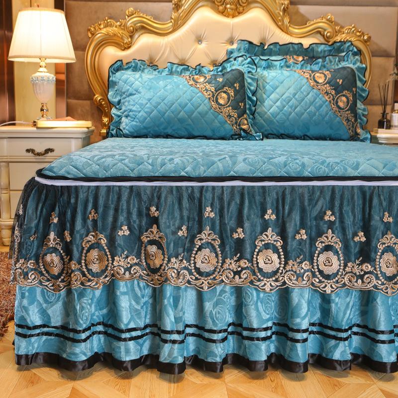 Winter Velvet Lace Bed Skirt One-Piece Thickened Non-Slip Coral Velvet Bedspread Detachable Lace Mattress Protective Cover