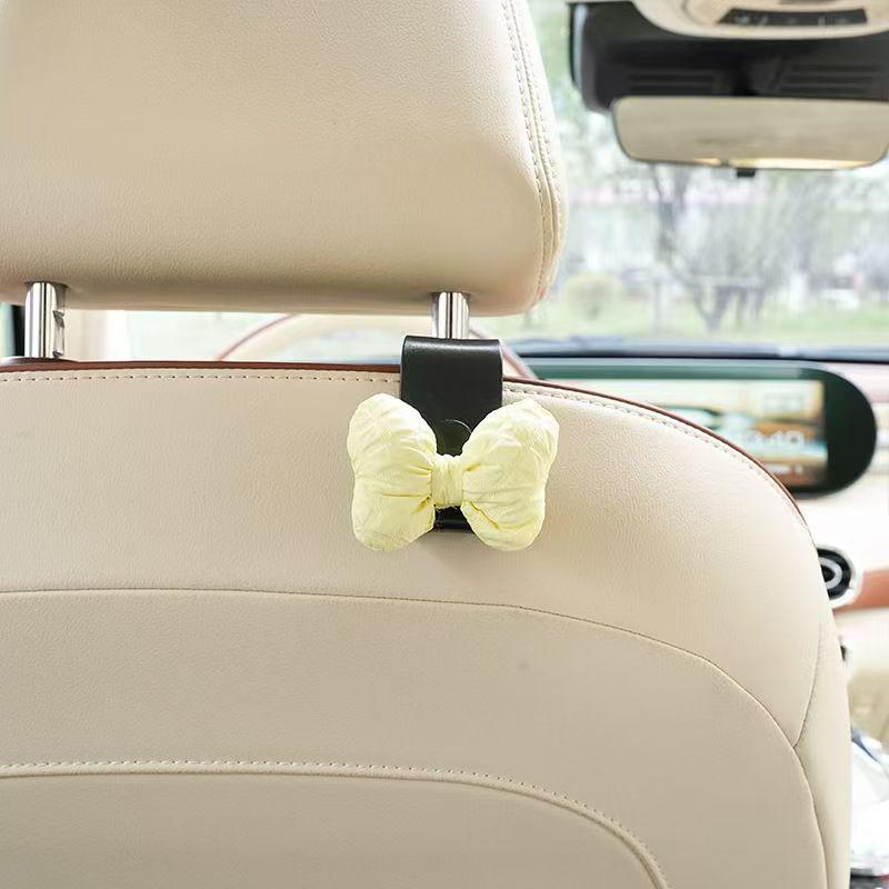 Universal Cute Flower Car Seat Back Hook - No Installation, Strong Load Bearing, Multifunctional Storage